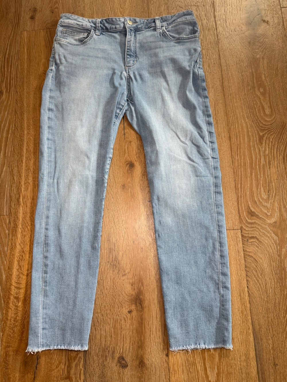Joes Light  Wash Straight Leg Jeans